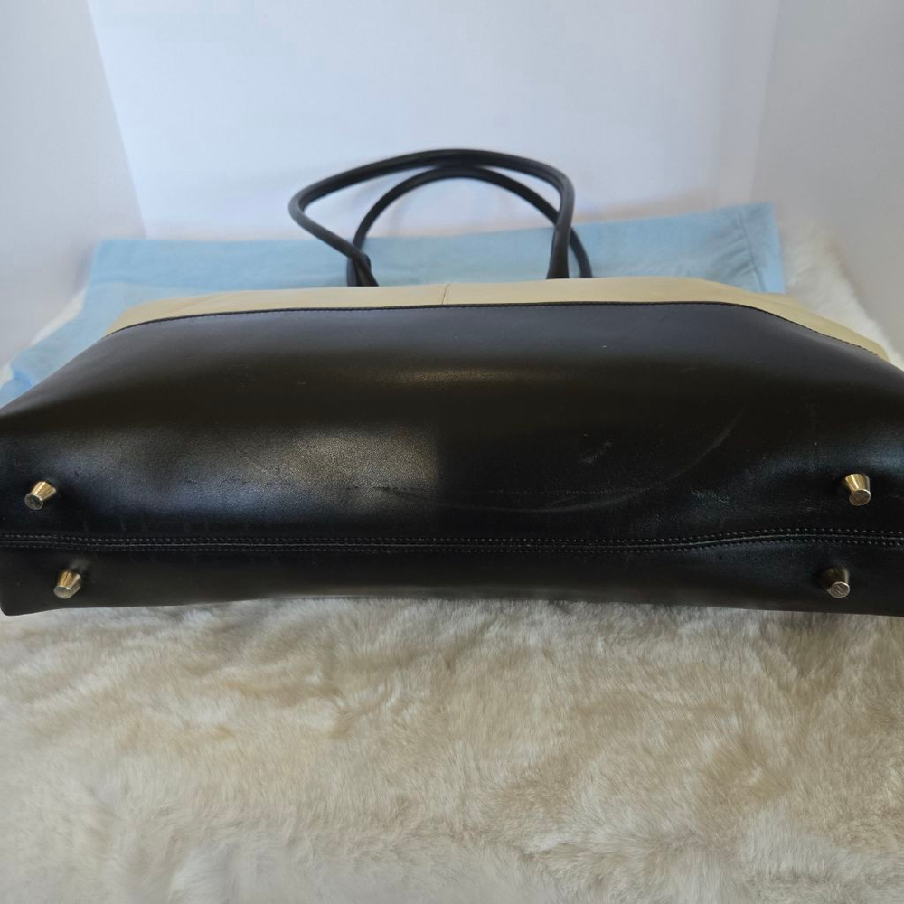 Vintage Furla Two Toned Cream & Black Leather "Doctors" Satchel Handbag - Picture 5 of 15